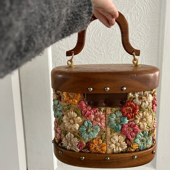 Handmade vintage rafia purse - Picture 3 of 5